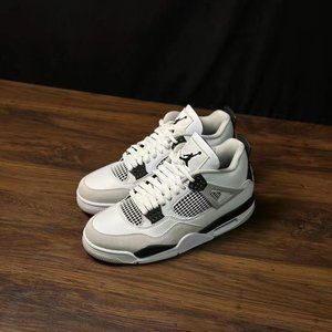 Air Jordan 4